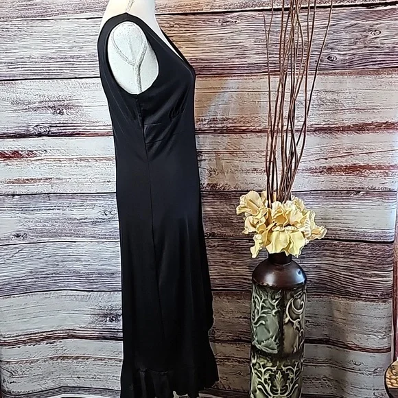 NEW i.e. PETITE BLACK LINED SLEEVELESS CICKTAIL DRESS - Picture 5 of 13
